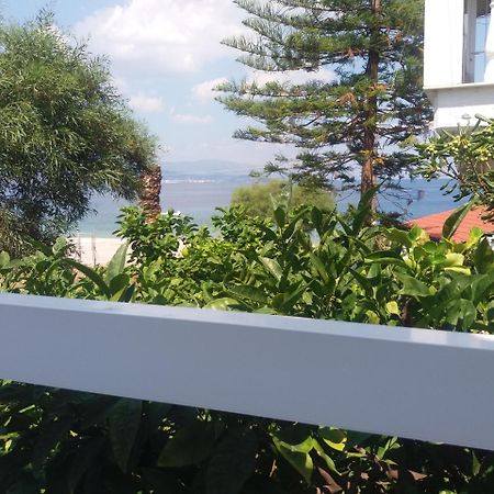 Per Mare Villa Loutra Oraias Elenis Exterior photo
