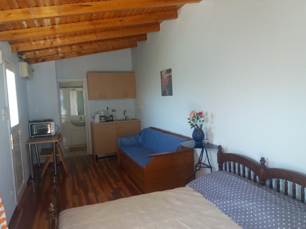 Per Mare Villa Loutra Oraias Elenis Exterior photo