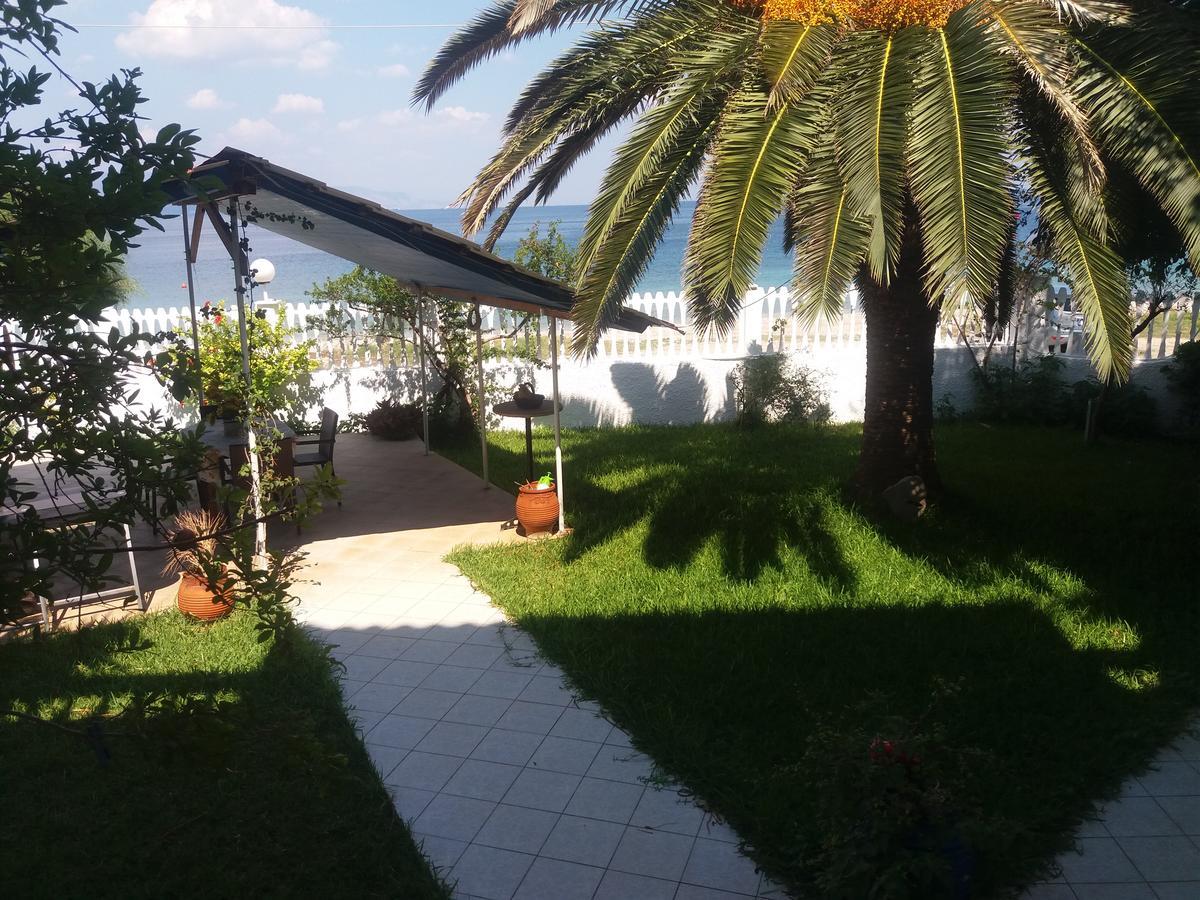 Per Mare Villa Loutra Oraias Elenis Exterior photo