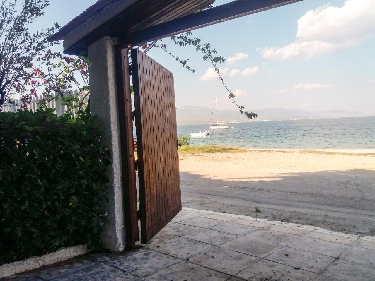 Per Mare Villa Loutra Oraias Elenis Exterior photo